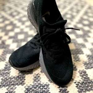 Black Nike Epic React flyknit